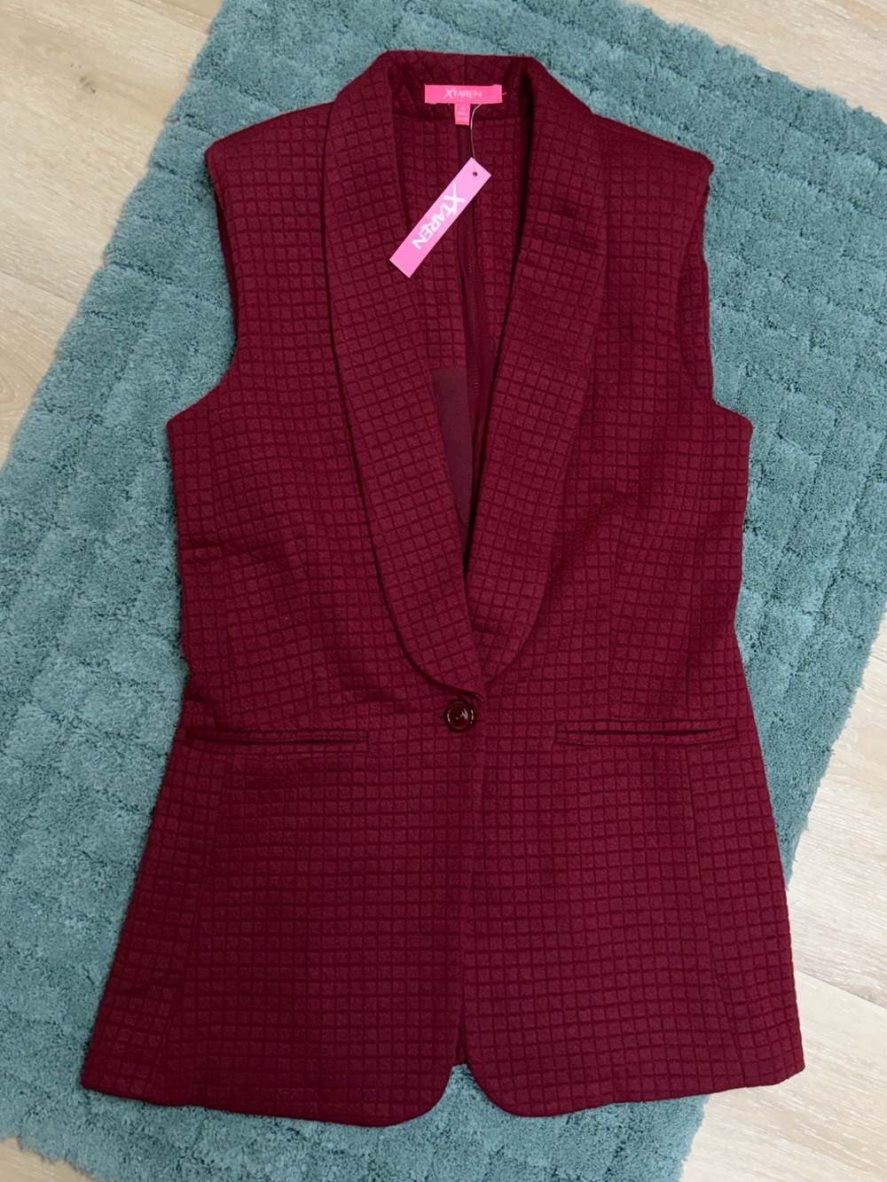 Xtaren Burgundy Quilted Sleeveless Blazer Vest Zipper back S